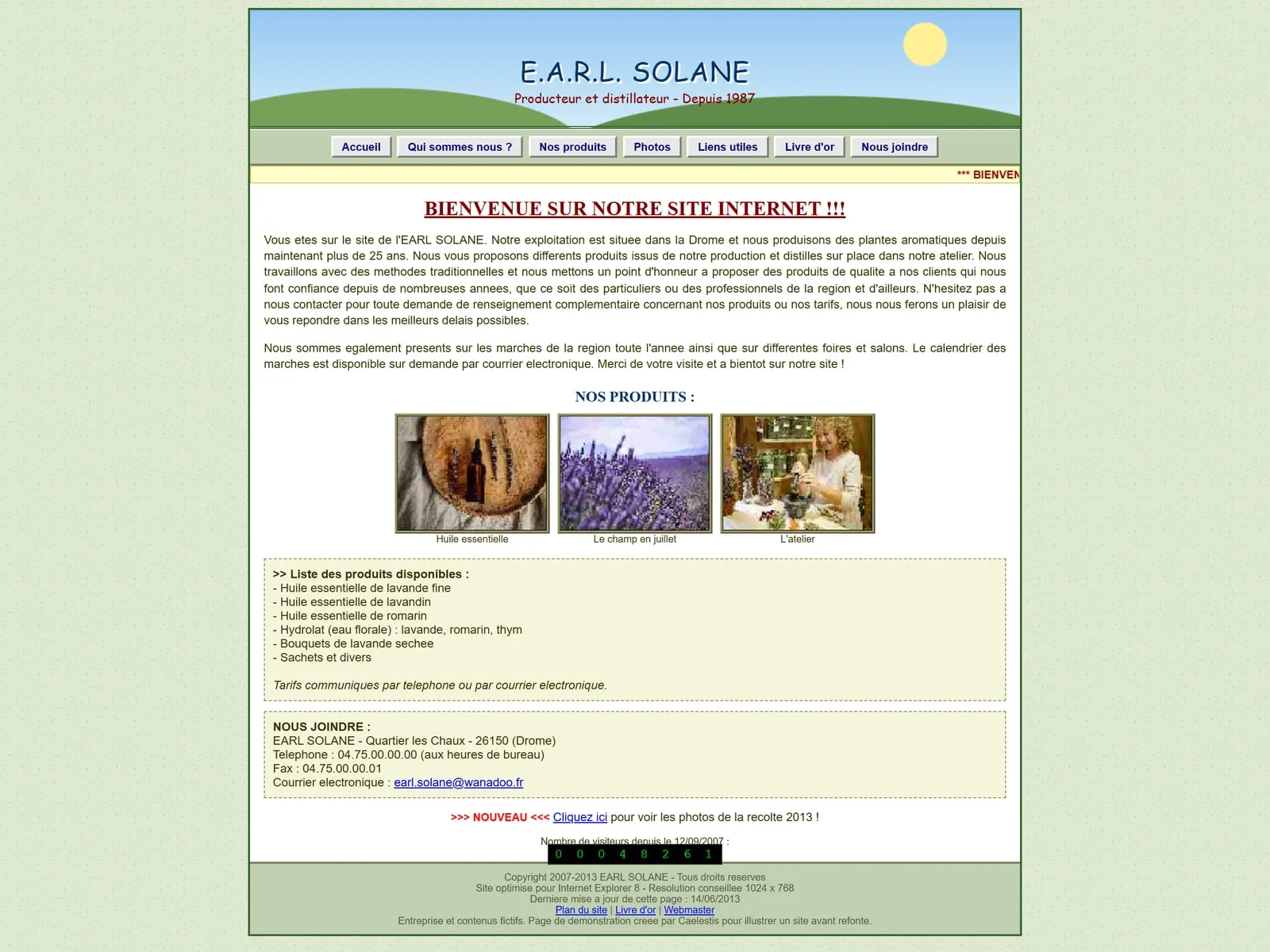 Ancien site d'un producteur d'huiles essentielles : mise en page en tableau, texte gris justifié sur toute la largeur, photos minuscules et pixellisées, aucun bouton pour le contacter.